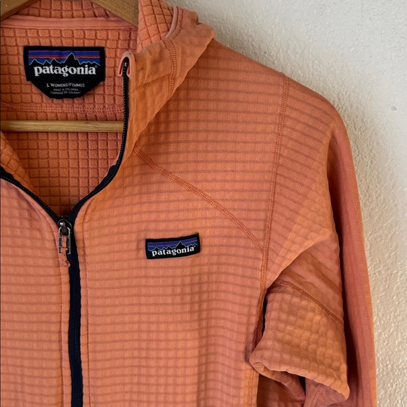 Patagonia R1‎ Jacket - Picture 2 of 7